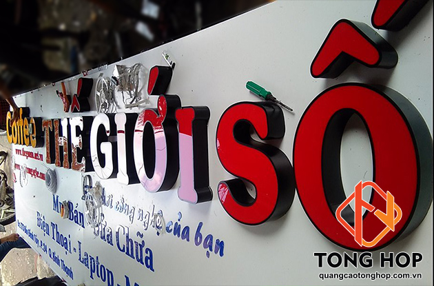 Thi công bảng hiệu coffee đẹp cho cafe Thế Gới số tại quận Bình Thạnh