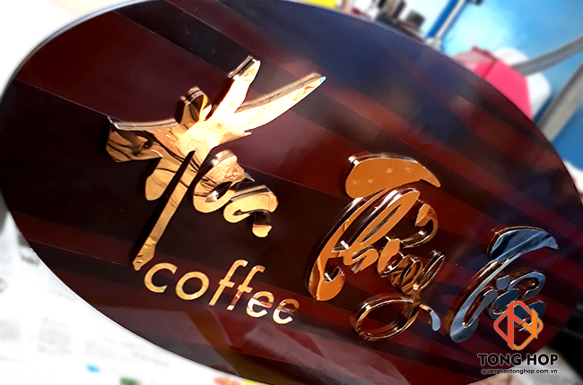Làm bảng hiệu cafe bằng gỗ đẹp tại Tp. HCM