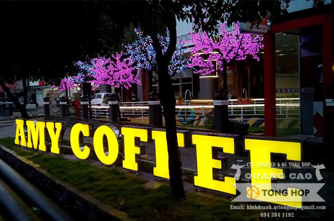 Thi công bảng hiệu coffee quận 10