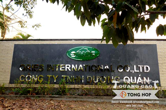 5 mẫu bảng hiệu đá hoa cương gắn chữ nổi inox đẹp