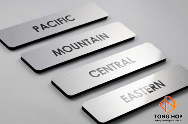 bảng tên phòng bằng inox ăn mòn