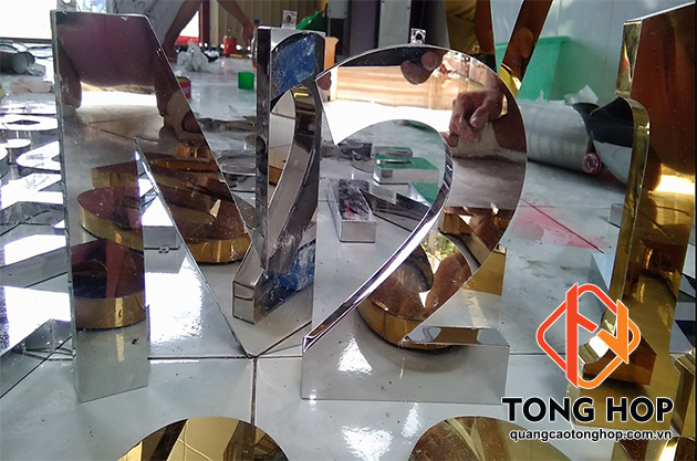 gia cong chu inox gia re