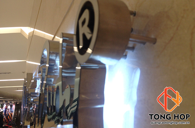 chu inox trang rudy dep