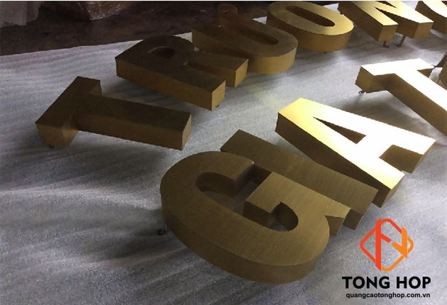 chu inox vang xuoc 304 dep