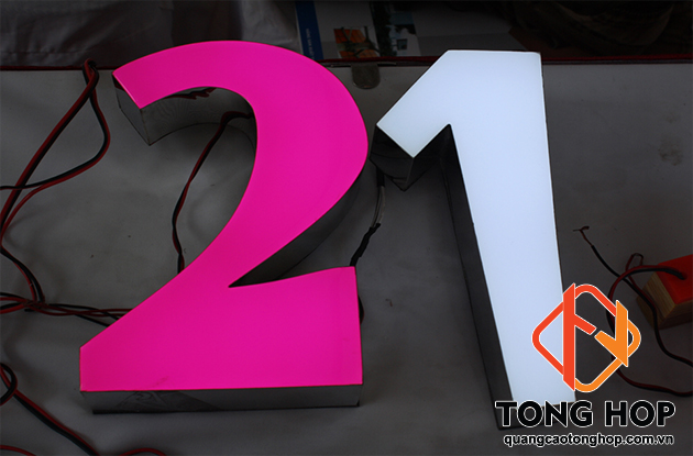 chu mica am den sang mat