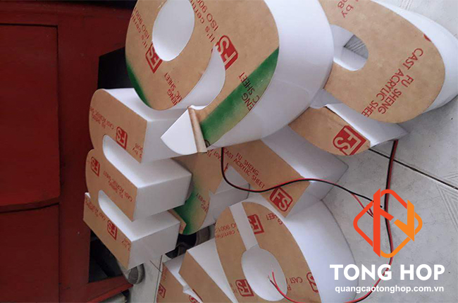 gia cong chu mica gia re