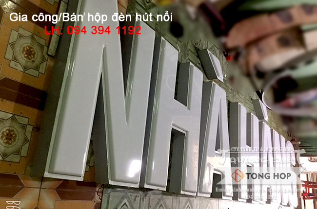 gia công chữ inox lồng mica khổ lớn