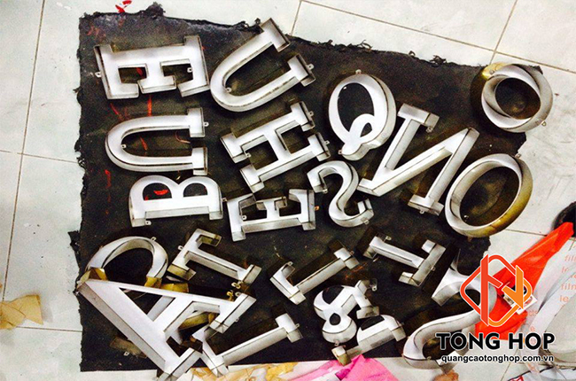 gia cong chu inox vang guong 304 tai da nang