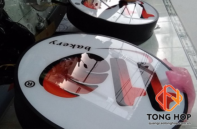 hop den tron mica ep noi dep