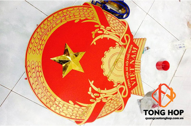 logo quoc huy cong hoa xa hoi chu nghia viet nam bằng inox vang dong an mon dep