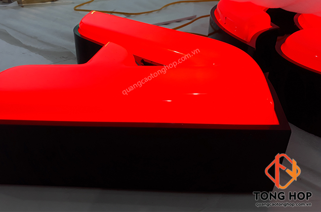 gia công chữ nổi inox sơn lồng mica hút nổi đẹp