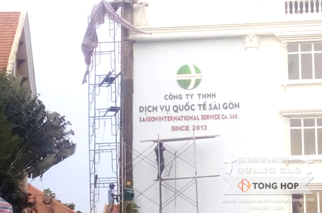 thi công bảng hiệu chữ inox sơn tại quận 2