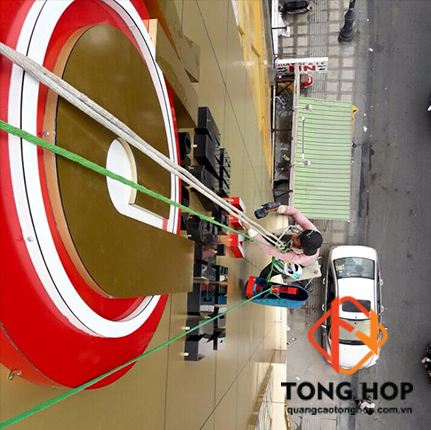 bang hieu quang cao dep tai q7